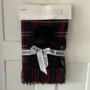 Steve Madden Hat and Scarf Set
